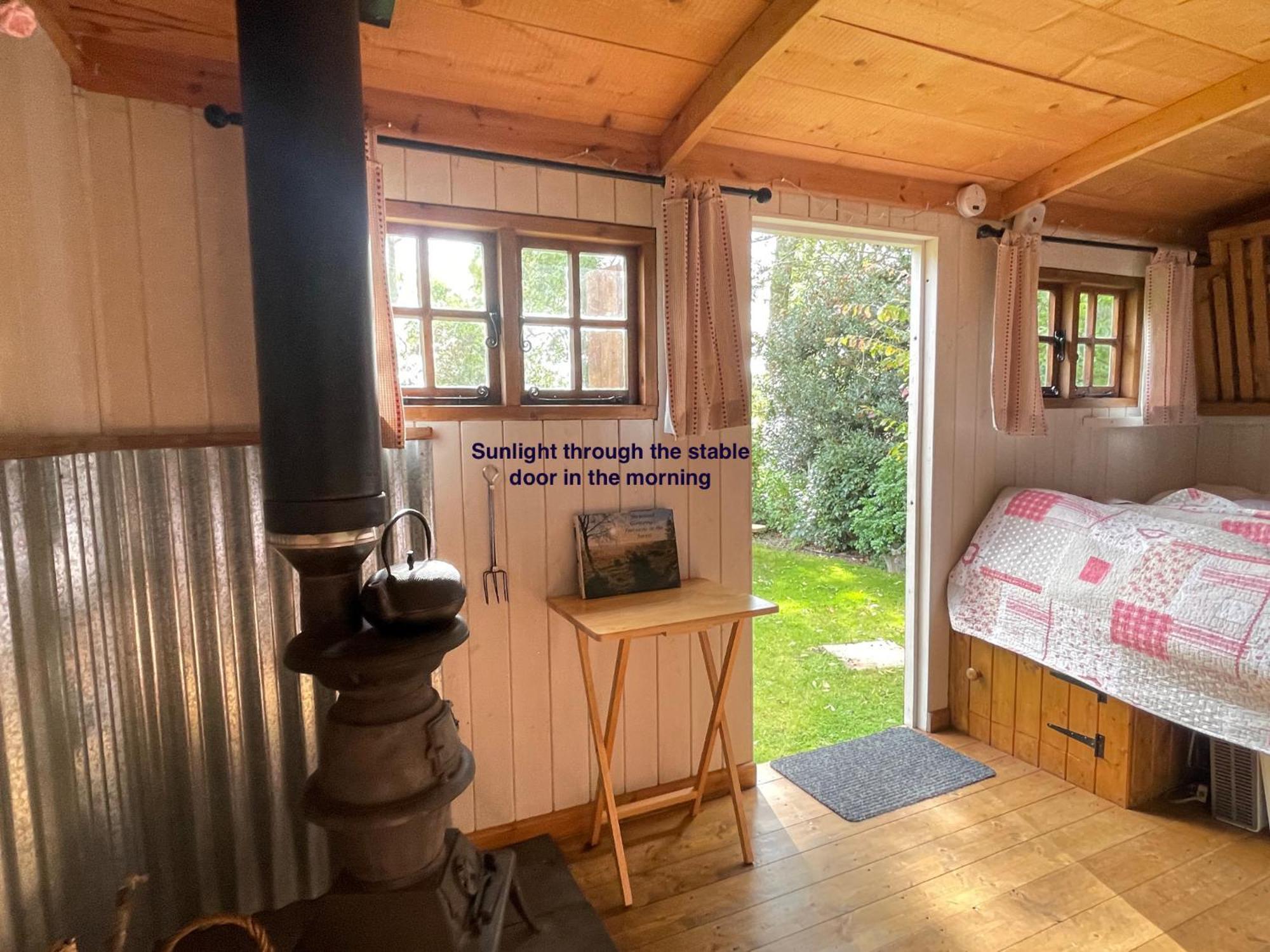 Fernwood Bed & Breakfast Рингуд Екстериор снимка